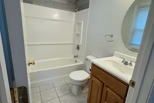 90 Kibbe St, Hartford, CT 06106 - Photo 8