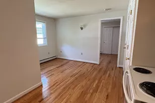 90 Kibbe St, Hartford, CT 06106 - Photo 6