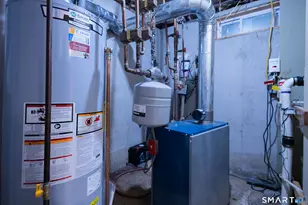 138 Infield St, Bridgeport, CT 06606 - Photo 32