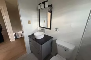 1280 Townsend Ave, New Haven, CT 06513 - Photo 10