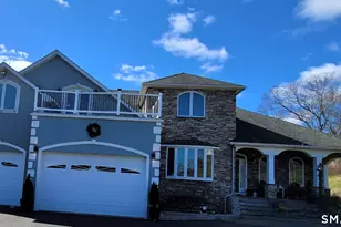 1461 Bunker Hill Rd, Watertown, CT 06795 - Photo 2