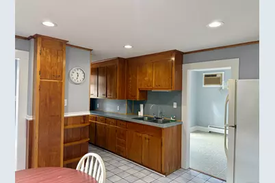 73 Walnut Street, East Hartford, CT 06108 - Photo 10