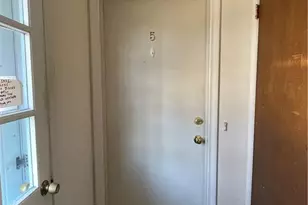 23 College St, Clinton, CT 06413 - Photo 2