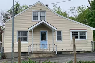 110 Minturn Rd, Bridgeport, CT 06606 - Photo 4