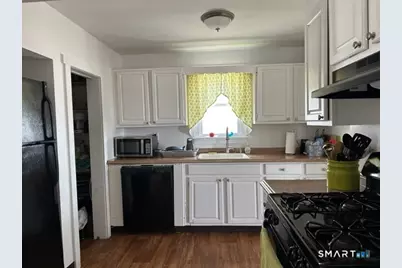 855 East Broadway, Milford, CT 06460 - Photo 4