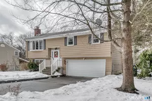 4 Arrow Dr, Plymouth, CT 06786 - Photo 2