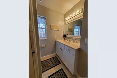 33 Chapman Lane #B, Stonington, CT 06378 - Photo 16