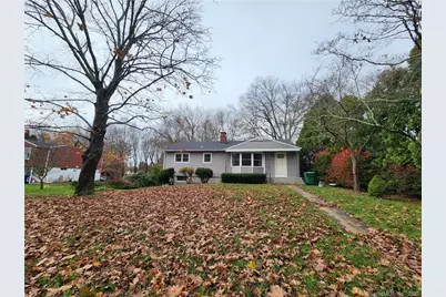 24 Savi Avenue, Waterford, CT 06385 - Photo 2