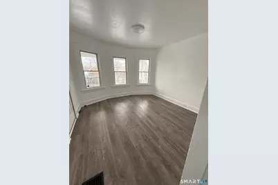 29 Hubbell Street, Bridgeport, CT 06605 - Photo 2