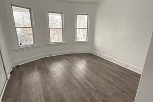 29 Hubbell St, Bridgeport, CT 06605 - Photo 2