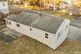 311 Colonial St, Watertown, CT 06779 - Photo 6