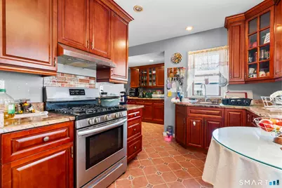 21 Mathews Street, Milford, CT 06460 - Photo 14