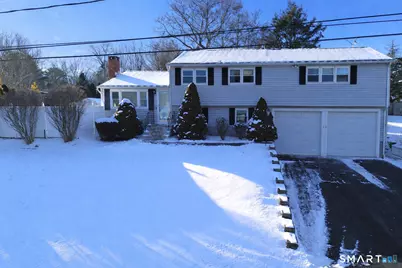 19 Evergreen Drive, Clinton, CT 06413 - Photo 1