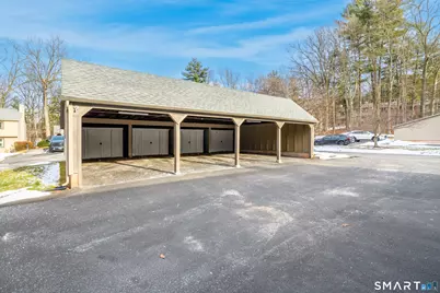 32 Conestoga Way #32, Glastonbury, CT 06033 - Photo 10