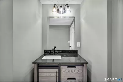 84 Raffia Road, Enfield, CT 06082 - Photo 10