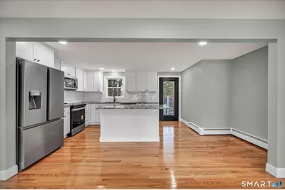 84 Raffia Road, Enfield, CT 06082 - Photo 6