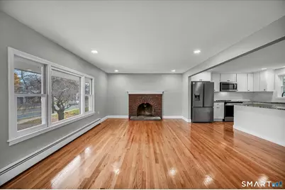 84 Raffia Road, Enfield, CT 06082 - Photo 16