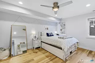 32-1/2 Village Rd, Milford, CT 06460 - Photo 12