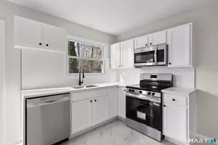 19 Ironworks Rd, Clinton, CT 06413 - Photo 10