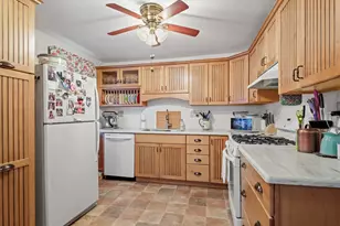 1 Garden Dr, Fairfield, CT 06825 - Photo 8