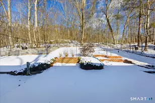 48 N Glenwoods Rd, Ledyard, CT 06335 - Photo 4