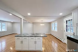 5 Candlewood Dr, Bloomfield, CT 06002 - Photo 6