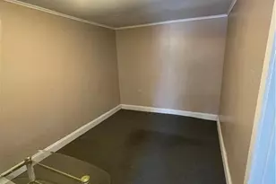 108 Oak St, Naugatuck, CT 06770 - Photo 8