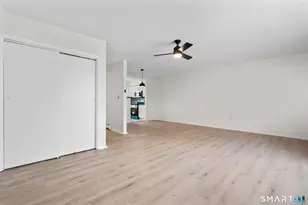 83 Sutton Pl, Bloomfield, CT 06002 - Photo 12