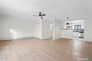 83 Sutton Pl, Bloomfield, CT 06002 - Photo 10