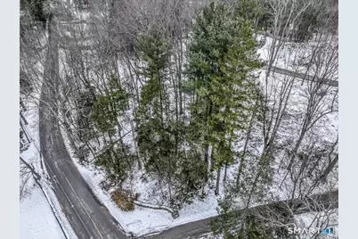 18 Starrs Plain Road, Danbury, CT 06810 - Photo 2