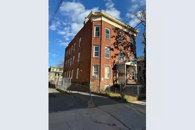 44 Bond Street, Hartford, CT 06114 - Photo 2