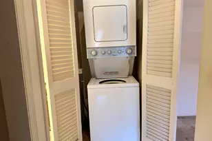 125 Warner Hill Rd, Stratford, CT 06614 - Photo 8