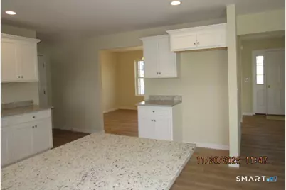 31 Warm Earth Road, Naugatuck, CT 06770 - Photo 10