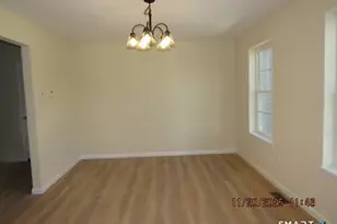 31 Warm Earth Rd, Naugatuck, CT 06770 - Photo 6