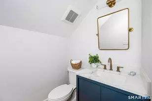 32 Relihan Rd, Darien, CT 06820 - Photo 30