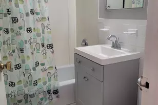 70 Farmington Ave, New London, CT 06320 - Photo 12