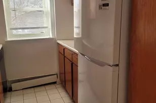 70 Farmington Ave, New London, CT 06320 - Photo 6