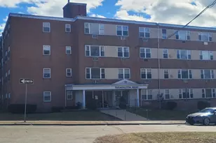 70 Farmington Ave, New London, CT 06320 - Photo 2