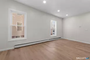 26 Mc Lean St, Hartford, CT 06114 - Photo 16
