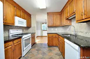 83 Oak Forest Dr, Manchester, CT 06040 - Photo 20