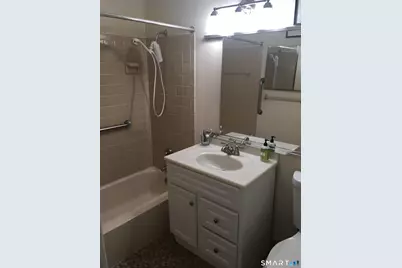 82 Heritage Hill Road #APT B, New Canaan, CT 06840 - Photo 8