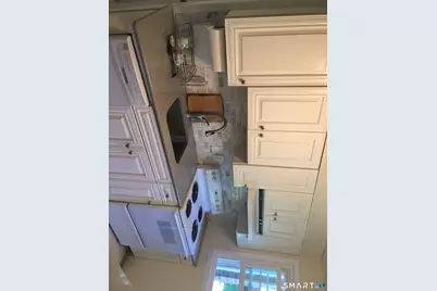 82 Heritage Hill Road #APT B, New Canaan, CT 06840 - Photo 4