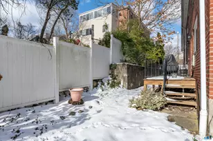 240 Wardwell St, Stamford, CT 06902 - Photo 4