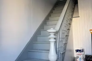 81 Myrtle St, Meriden, CT 06450 - Photo 12