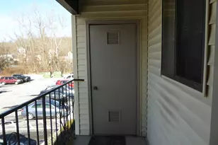 140 Thompson St, East Haven, CT 06513 - Photo 10