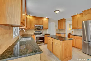 72 Willowbrook Rd, Cromwell, CT 06416 - Photo 12