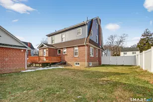 223 Ledyard St, New London, CT 06320 - Photo 6