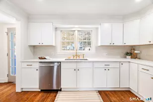 220 Griswold Dr, West Hartford, CT 06119 - Photo 14