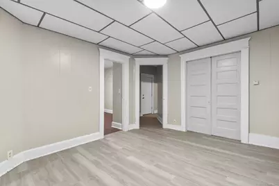 37 Plaza Avenue, Waterbury, CT 06710 - Photo 4