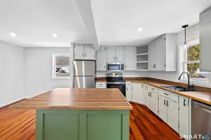 3 Sunnieside Dr, East Lyme, CT 06357 - Photo 24